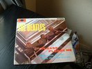 BEATLES - PLEASE PLEASE ME: PARLOPHONE BLACK/GOLD MONO