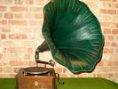 ++ANTIQUE WIND UP GRAMOPHONE WITH MORNING GLORY HORN++