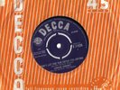 Louise Cordet - Don't Let The Sun Catch You Crying