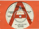 TAMLA MOTOWN TMG 531-***THE CONTOURS***-RED/WHITE DEMO.