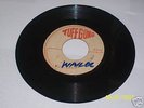 TUFF GONG/LOVE LIGHT - BOB MARLEY/WAILERS  [REGGAE] 7