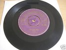 ELVIS PRESLEY – BLUE SUEDE SHOES – HMV PURPLE/GOLD (45)