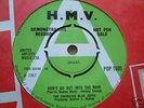 SWINGING BLUE JEANS don't go out into the rain DEMO 45