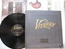 PEARL JAM: VITALOGY   ( 1994 Sony Music EPIC 477861 1 )