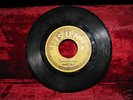SUN#198 45rpm HOWARD SERATT TROUBLESOME WATERS push mrk