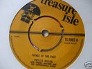 Things of the past / Phyllis Dillon   Original 7