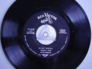 Elvis Presley S RCA D 1956 Dog on Top Label  Blue Moon