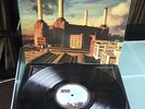 Pink Floyd - Animals.  1977 UK Harvest LP A2/B3
