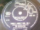 VELVELETTES*LONELY LONELY GIRL AM I* UK TAMLA TMG 521