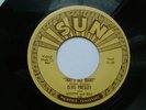 ELVIS PRESLEY - That's All Right - 7 inch SUN Single