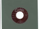 rare 50s group 45 The Velvets on ROBIN #122