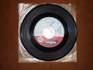 Johnny Hallyday - Bien trop timide / Tu parles trop