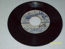 T.ISLE/GET ON THE RIGHT TRACK - PHILLIS DILLON [REGGAE]