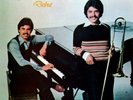 SALSA ORQUESTA LA PAZ DEBUT ON NEON