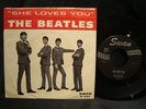 The Beatles She Loves You 45 RPM ON SWAN S-4152