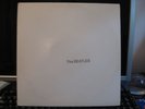 THE BEATLES   (WHITE ALBUM)/ ON WHITE VINYL 1978 CAP.LP