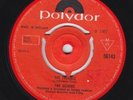 SILVERS The Trouble  UK psych mod 45 LISTEN
