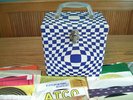 1970s VINTAGE PLATTER PAK 45 RPM RECORD CASE & RECORDS