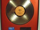 ABBA The Album goldene Schallplatte BPI UK Award TOP