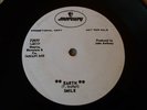 SMILE-Earth PRE QUEEN VINYL 7
