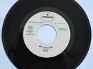 SMILE (QUEEN) 45 RPM 7 inch - Earth / Step On Me on Mercury White Label PROMO