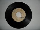 BLANK/DONT STAY AWAY - PHYLLIS DILLON   (ROCKSTEADY  7)