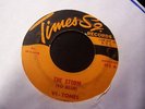 VI-TONES -Fall in Love/the storm 45 rare doo wop blue vinyl Times Square label