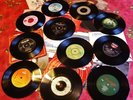Xmas 45s:11X45s,1962-88 Inc.G.Harrison/B.Lee/J.Tull/Mud/Wizzard  Nice forJukbox