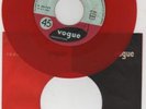 JOHNNY HALLYDAY JUKE BOXE VOGUE V 45-741 VINYL ROUGE JE CHERCHE UNE FILLE VG