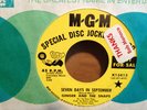 THE HONEYS GINGER AND THE SNAPS GROWING UP MGM US PROMO 45 WAREHOUSE FIND  M-