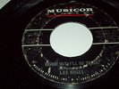 Rare N. Soul 45rpm Lee Moses on Musicor #1227 Reach Out, I'll Be There.