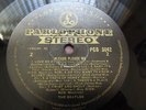 The Beatles:PLEASE PLEASE ME 1ST UK BLACK/GOLD *STEREO* PRESS,PRISTINENr MINT