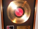 Bob Dylan Blood on the Tracks Gold RIAA Music Award goldene Schallplatte to Bob