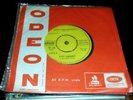 Diablos Azules Chile 67 garage freakbeat 45 NM Question Mark Syndicate of Sound