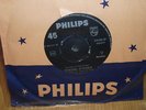 JOHNNY HALLYDAY - CHEVAL D' ACIER / A TOUT CASSER                     Greek  7