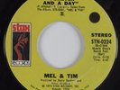 70's Soul 45 MEL & TIM Forever And A Day STAX HEAR