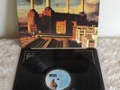 PINK FLOYD - ANIMALS - 1ST UK PRESS A-2U / B-3U CAT NO:- SHVL 815 NEAR MINT