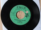 The Five Discs 45 The World Is A Beautiful Place b/w I Remember Doo-Wop NR