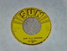 the sunrays - love is a stranger/ the lonely hours, sun 293 RARE US ROCKABILLY