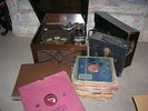 HMV 1930s Wind Up Gramophone 78rpm + 113 Records + Needles  + 3 Carrying Cases