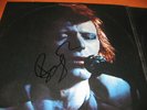 DAVID BOWIE - Live at the Tower Philadelphia. Orig. signiert von DAVID BOWIE .