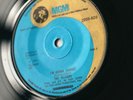 Soul 45 - The Velours - I'm Gonna Change on  MGM