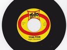 HEAR Rockabilly Tittyshaker Surf 45 CARL NEWMAN Tom-Tom TRIO 849 SHELDON STAMP