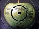 The Beatles HEY JUDE ORIGINAL UK PHILIPS CONTRACT PRESSING VINYL 45 SINGLE.