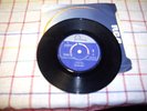THE VOLUMES.I LOVE YOU/DREAMS.45.FONTANA 270109TF.1962.GOOD.