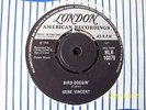GENE VINCENT:  BIRD DOGGIN'  LONDON HLH 10079 CON VG+