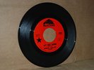 BOBBY FULLER FOUR: LET HER DANCE; 1965 MUSTANG 3006 VG++ 45; B4 I FOUGHT THE LAW