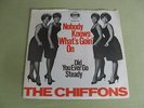 THE CHIFFONS / NOBODY KNOWS WHAT`S GOIN` ON / RARE 7