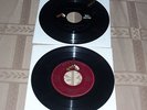 ELVIS PRESLEY PEACE IN THE VALLEY EPA-5121 2 EPS DOG ON LEFT SIDE AND MAROON