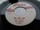 THE BEATLES  USA ORIGINAL 1964  SWAN 45 SHE LOVES YOU
